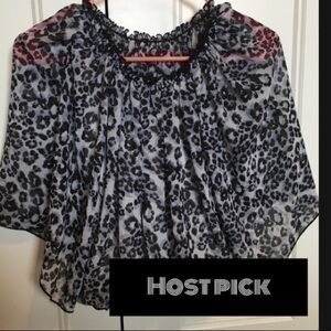 Iz Amy Byer Girls size small fancy top